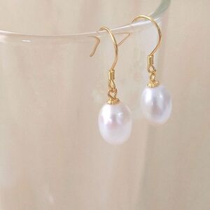 Freshwater Pearl Drop Earrings